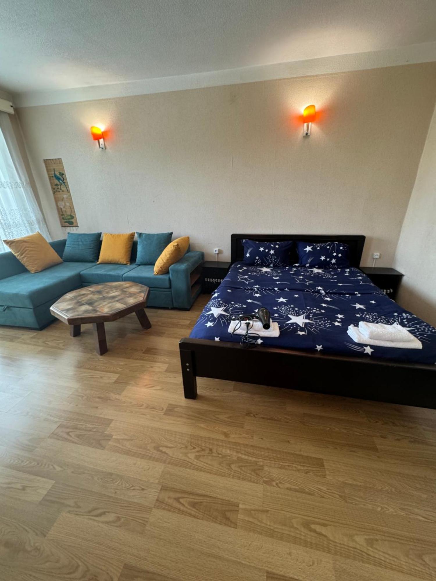 Cozy Apartment With Balcony Tbilisi Eksteriør bilde